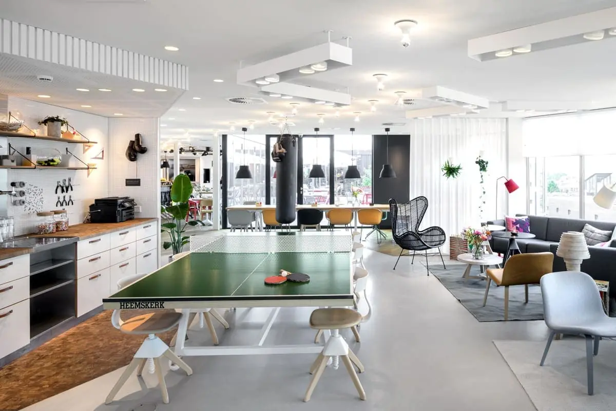 Zoku Lobby