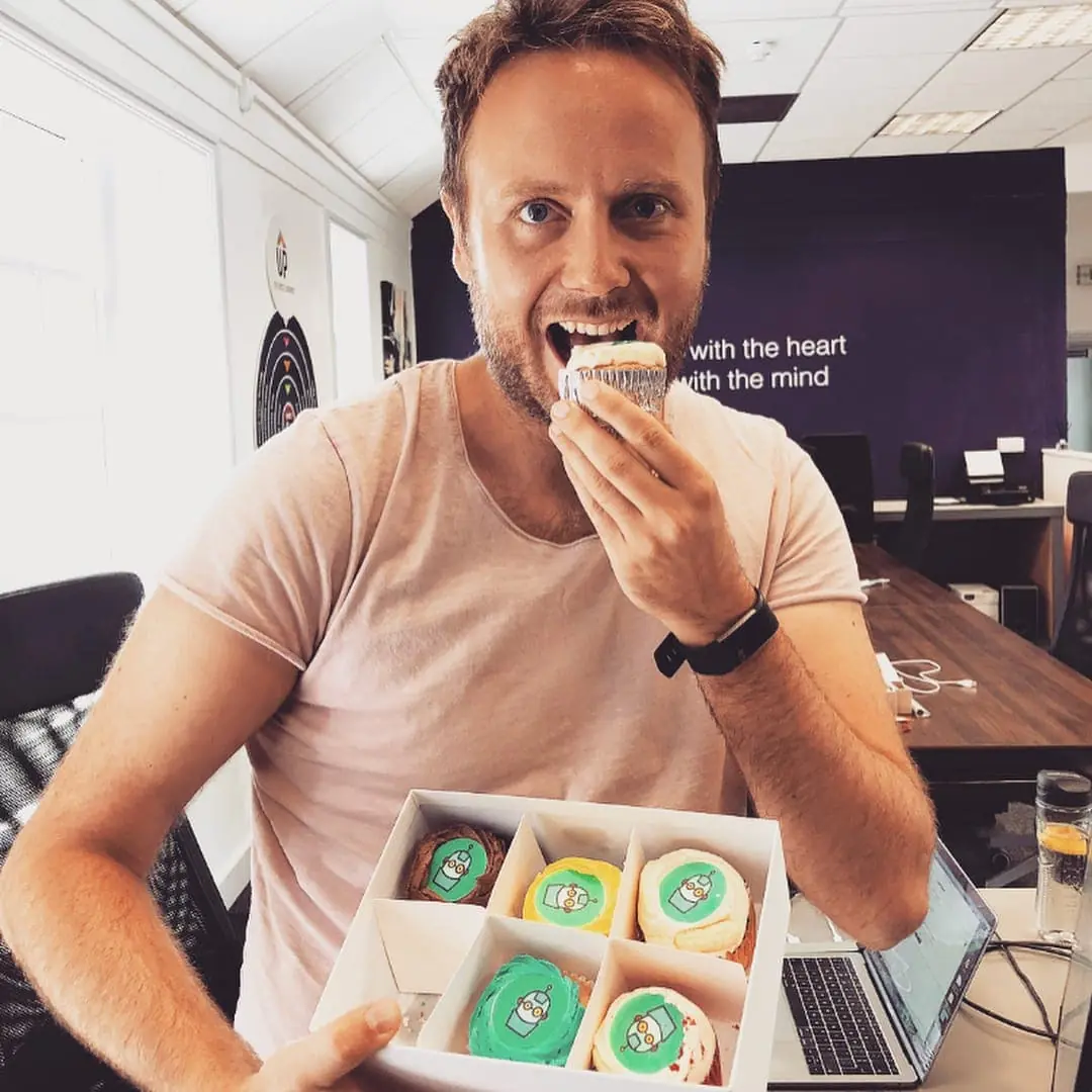 37145488_1876932522364875_4031557965348601856_n